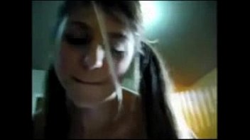 adolescente loira gostosa com seios perfeitos recebe sua buceta cremosa de seu irmão pornô caseiro xvideos